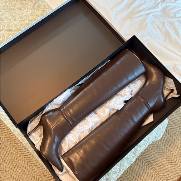 NWT Larroude Kate Hi Boot Brown • 8.0